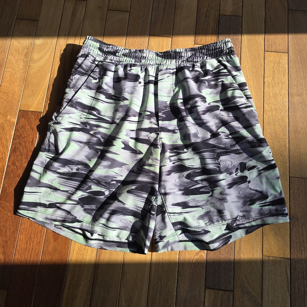lululemon Pace Breaker Short 7" Linerless